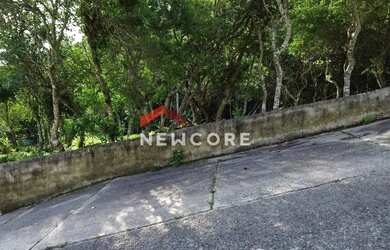 Imagem 5: Lote em Rua Gécio de Souza e Silva - Sambaqui - Florianópolis/SC