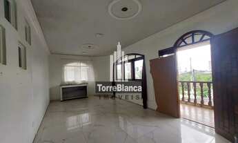 Imagem 6: Locação - Casa com 3 quartos (sendo 1 suíte), 2 vagas, Churrasqueira, Quintal Amplo, Centr