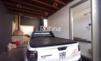 Imagem 2: Casa Comercial à venda, 3 quartos, Planalto - Uberlândia/MG - Rotina Imobiliária