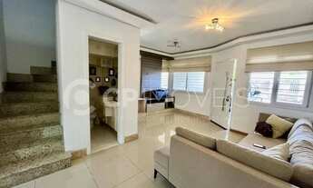 Imagem 2: Casa/sobrado com 3 dormitórios à venda no bairro Jardim Itú Sabará em Porto Alegre com 209