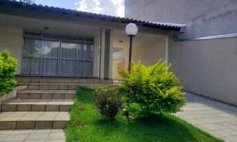 Imagem 4: Casa à venda por R$ 1.300.000,00 - Zona 05 - Maringá/PR