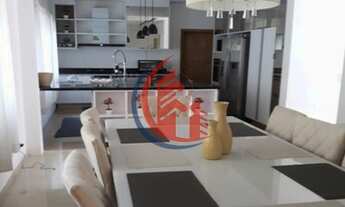 Imagem: SOBRADO COM 2 SUÍTES, PISCINA E CHURRASQUEIRA