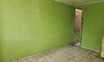 Imagem: Casa com terreo e 01 Pavimentos com portao