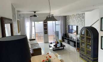 Imagem 1: Maravilhosa casa no Condomínio Jardins Di Monet! 3 suítes e sótão transformado em mais uma