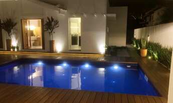 Imagem 4: Excelente Casa 04 suítes Semi mobiliada em Florianópolis- SC