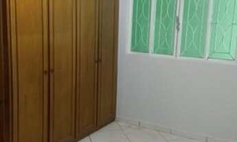 Imagem 7: Casa para aluguel possui 100 metros quadrados com 3 quartos em Setor Coimbra - Goiânia - G