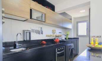 Imagem 7: Apartamento com 2 dormitórios, sendo 1 suíte, sala 2 ambientes, varanda, 2 vagas, à venda