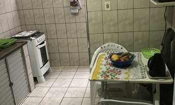 Imagem 2: BNH Plano 4 com 03 dormitórios todo reformado na Aparecida em Santos/SP