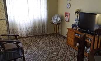 Imagem 3: Casa Duplex dividida em 2 aptos Salas 5 Quartos 4 Garagens Quintal Bras De Pina