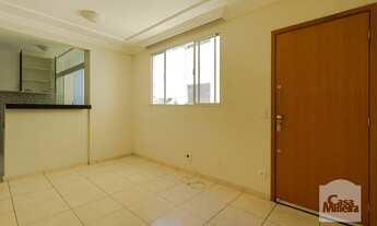 Imagem 2: Apartamento à Venda - Cabral, 2 Quartos, 45 m²