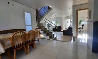 Imagem 5: Sobrado para venda possui 190 metros quadrados com 4 quartos em Centro - Guaíba - RS