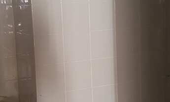 Imagem 6: Sala comercial com garagem, no Centro Cívico, em frente ao Shopping Muller