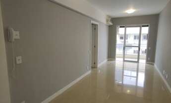 Imagem 2: Apartamento para venda tem 80 metros quadrados com 3 quartos em Itacorubi - Florianópolis