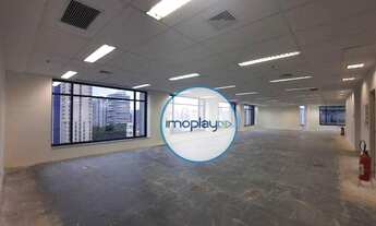 Imagem 2: Sala Comercial em vão livre com Copa e Banheiros