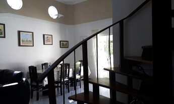 Imagem 7: Casa para venda tem 210 metros quadrados com 3 quartos