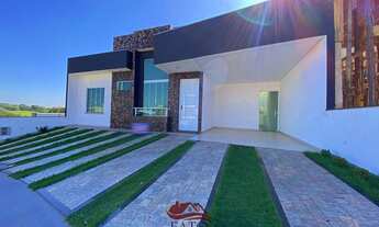 Imagem: Ampla casa térrea, nova, com excelente