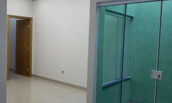 Imagem 2: Casa com 2 dormitórios à venda, 70 m² por R$ 270.000 - Jardim Europa - Uberlândia/MG