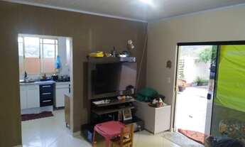 Imagem 7: OPORTUNIDADE ÚNICA! Linda casa na Sucupira! Lote amplo 200m²! 3 Quartos! Confira!