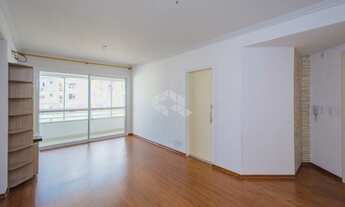 Imagem 2: BELO APTO COM VISTA MARAVILHOSA SEMIMOBILIADO 84 m2 3 quartos suite 2 vagas em Centro - Ca