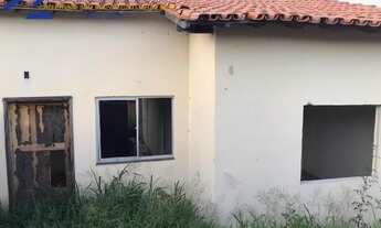 Imagem: CASA NO BAIRRO CENTRO EM JEQUITINHONHA-MG