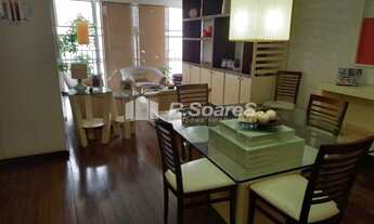 Imagem 5: Apartamento para venda possui 120 metros quadrados com 3 quartos em Lagoa - Rio de Janeiro