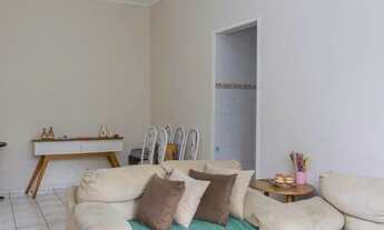 Imagem 4: Oportunidade Pompeia à 1 quadra do mar, 2 dorms, 1º andar s/ elevador, condomínio baixo, g