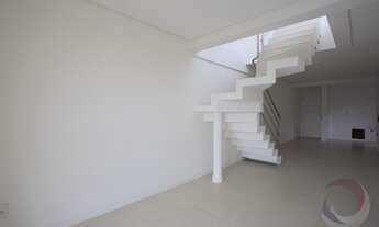 Imagem 3: Cobertura para Venda em Florianópolis, Itacorubi, 2 dormitórios, 1 suíte, 3 banheiros, 2 v