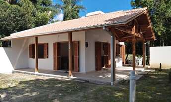 Imagem 1: Casa para venda com 2 quartos em Mariscal - Bombinhas - SC