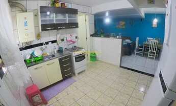 Imagem 5: Sobrado à venda, 5 Quartos, 1 Suíte, 4 Vagas cobertas, em ótima localização no Santa Cândi