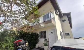 Imagem: FLORIANóPOLIS - Casa Padrão - Carianos