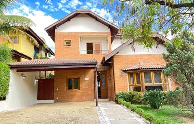 Imagem 5: Casa em condomínio para venda possui 330 metros quadrados com 4 suítes