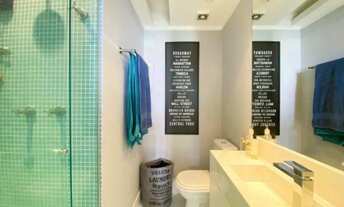 Imagem 5: Apartamento com 140m2, andar alto, 4 quartos transformados em 3