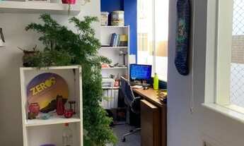 Imagem 4: Leblon - 3a Quadra da Praia - Excelente apto 2 qtos totalmente reformado