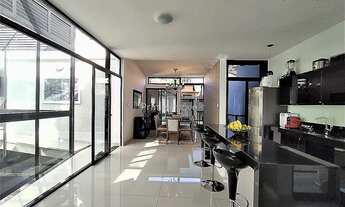 Imagem 4: Linda casa no Spina Ville com 5 quartos, 4 suítes e 5 vagas de garagem