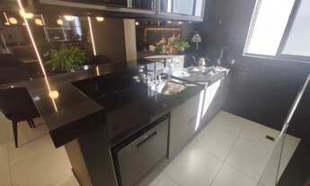 Imagem 2: Maravilhoso apto em andar alto com PORTEIRA fechada, mobiliado e decorado!