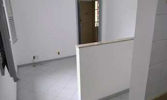 Imagem 2: Aluguel de apartamento com 1 quarto no Centro R$ 900,00 + taxas