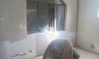 Imagem 6: REALENGO CASA FRENTE DE RUA COM GARAGEM