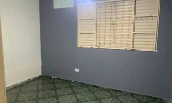 Imagem 5: Casa para venda possui 248 metros quadrados com 3 quartos em Setor Castelo Branco - Goiâni