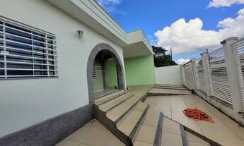 Imagem 2: Casa com 2 dormitórios para alugar por R$ 2.600,00/mês - Jardim dos Calegaris - Paulínia/S