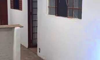 Imagem 2: ALUGA-SE CASA DE FUNDOS NO JARDIM LIMA