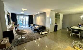 Imagem 2: Apartamento para aluguel com 217 metros quadrados com 4 quartos em Barro Vermelho - Vitóri