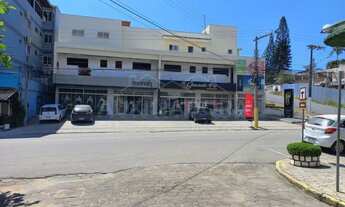 Imagem 2: Prédio comercial e residencial no centro de Barra Velha