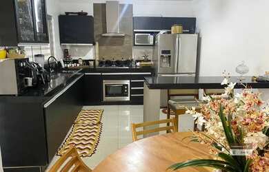 Imagem: Casa para venda com 360 metros quadrados