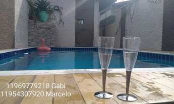 Imagem 3: Casa com piscina e apartamentos na Praia Grande