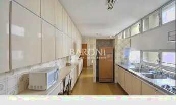 Imagem 6: Apartamento à venda no Jardim Paulista, andar alto, face norte total, living para vários a