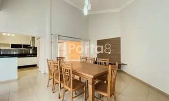 Imagem 8: Casa Espaçosa com Área Gourmet no Bairro Lot Porto Seguro - Viva com Conforto e Estilo!