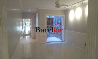 Imagem 3: Casa de rua - Duplex / Residencial / Cidade Nova