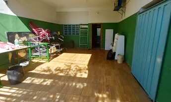 Imagem 6: Casa com três dormitórios e salão