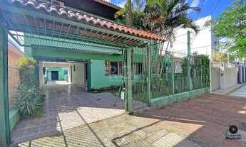 Imagem 2: Casa para Venda - 400m², 5 dormitórios, sendo 1 suites, 3 vagas - Jardim Itu Sabará