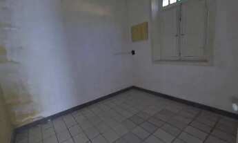 Imagem 6: Boa casa próximo da avenida principal